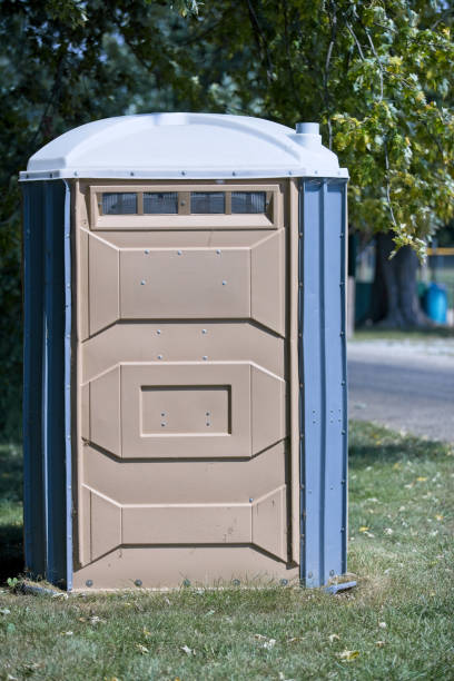 Best Porta potty delivery and setup  in Englewood, NJ